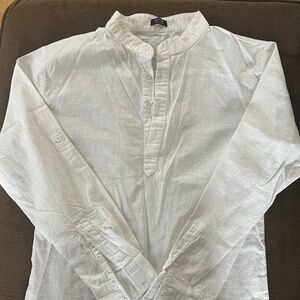 Men’s White Banded Neck Shirt